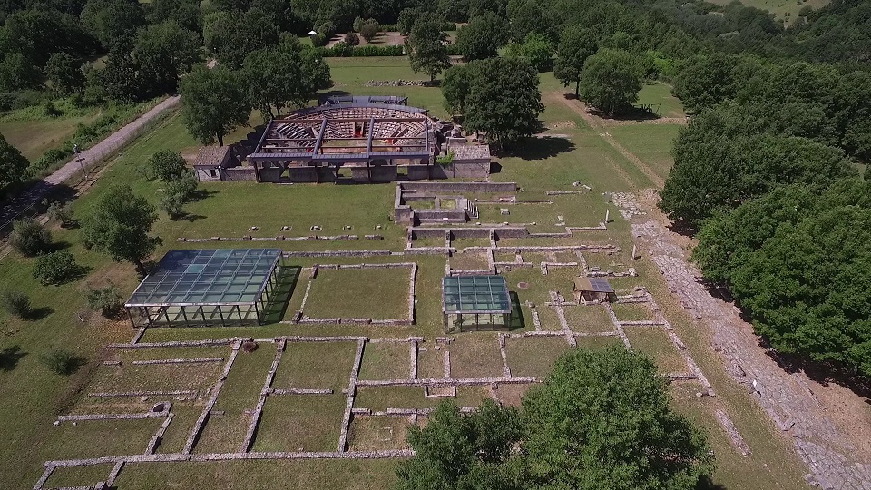 Alla scoperta dei Palmenti fra le rovine della città romana con narrazione della storia della vite e del vino